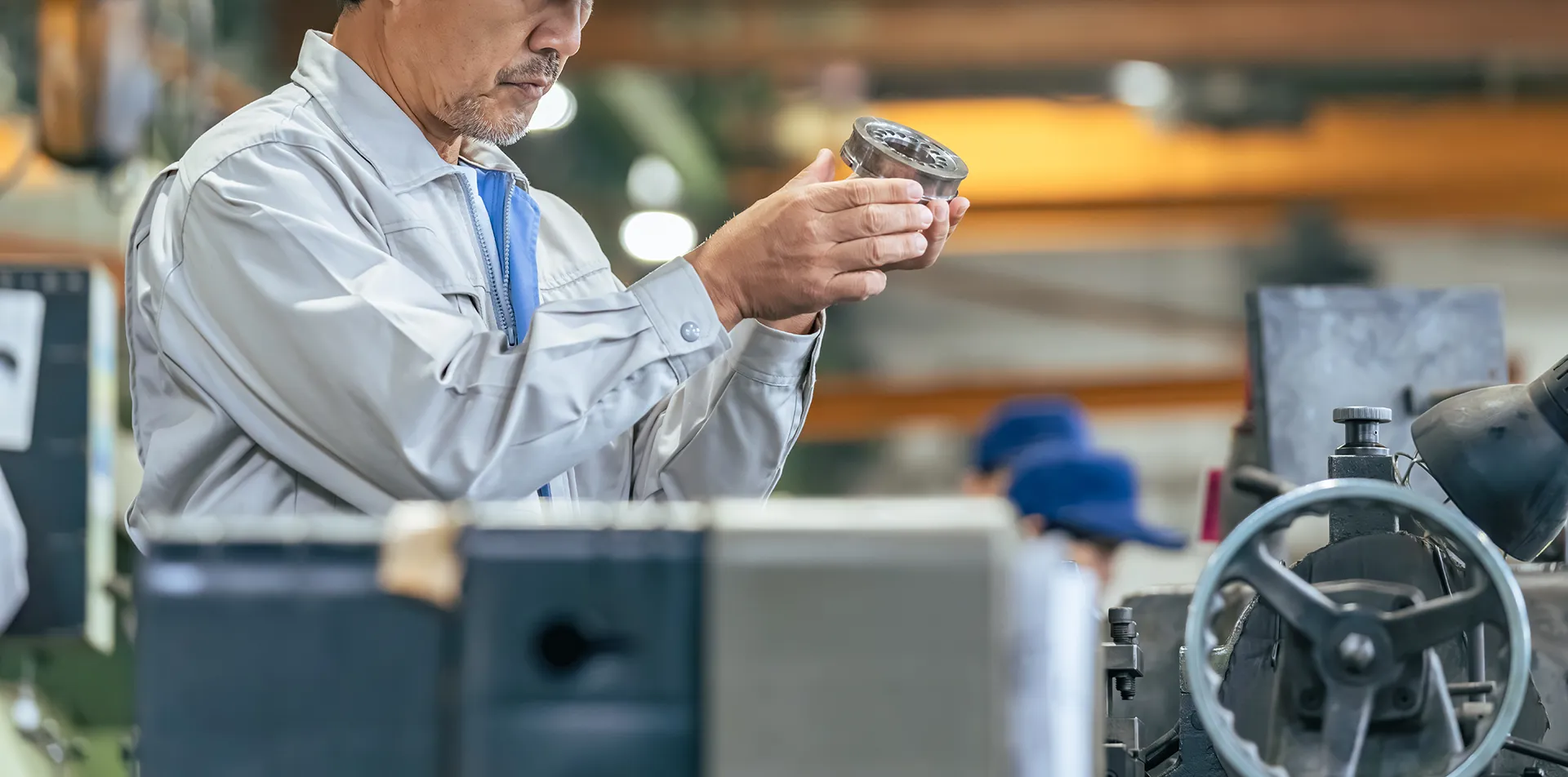 機密に触れずに技術を語る工夫