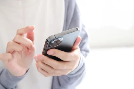ホームページ表示速度が遅いとモバイルで離脱される理由